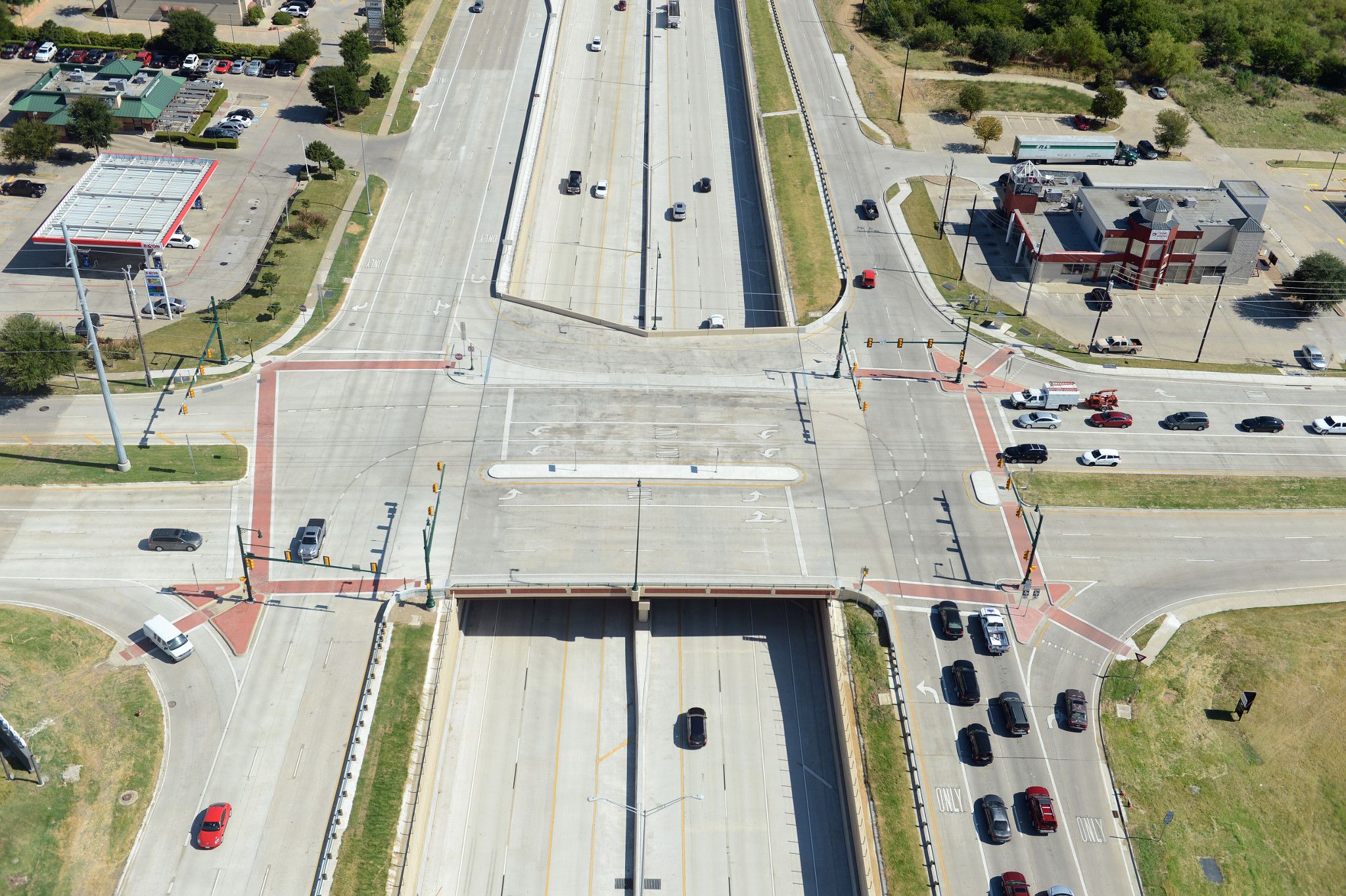 DFW Connector FM 2499